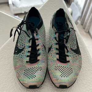 Nike Lightweight Flyknit Racer Running Shoes Size 6.5M/8W